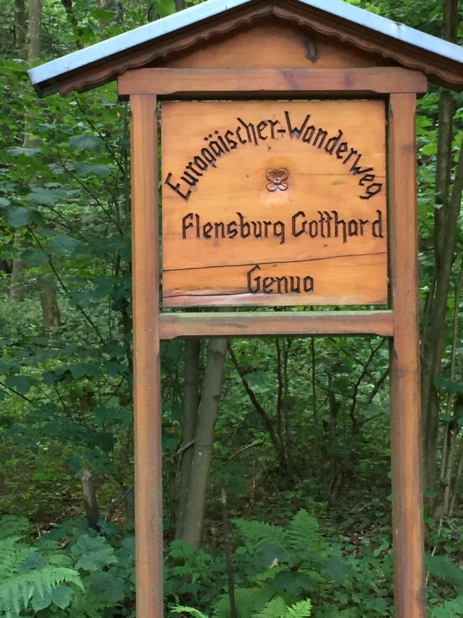Pension Zum Rothaarsteig Netphen Bagian luar foto