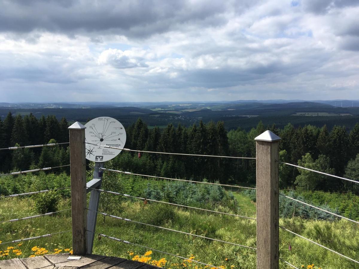 Pension Zum Rothaarsteig Netphen Bagian luar foto