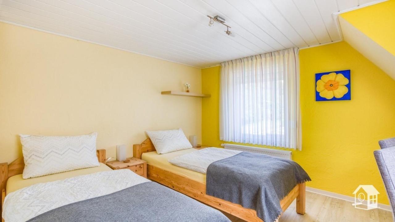 Pension Zum Rothaarsteig Netphen Bagian luar foto