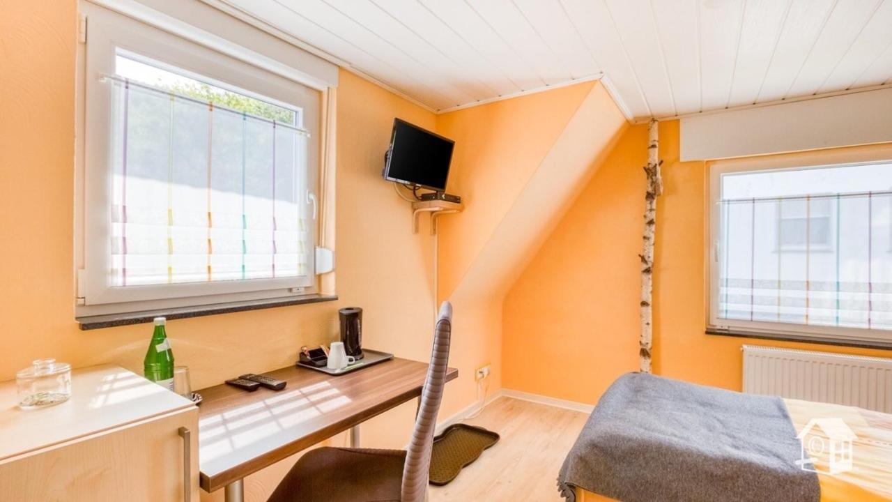 Pension Zum Rothaarsteig Netphen Bagian luar foto